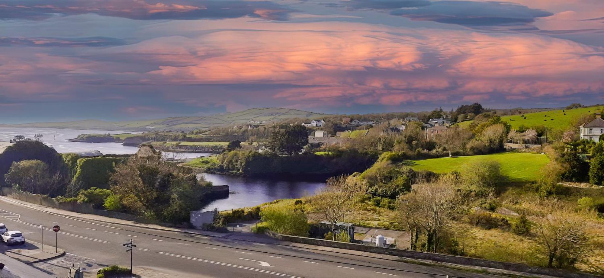 Wild Atlantic Way - Retreat - Sleeps 12 Villa Ballyshannon ภายนอก รูปภาพ